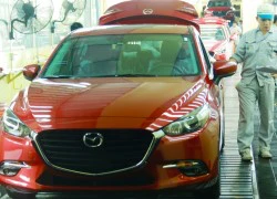 Các dòng xe ăn khách Kia, Mazda lắp ráp thế nào ở Việt Nam?