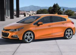 Chevrolet Cruze 5 cửa máy dầu có giá 560 triệu đồng