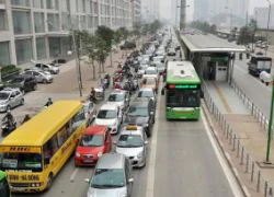 Chuyên gia đề xuất dùng xe đạp giải cứu... buýt nhanh BRT Hà Nội