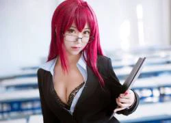 Cosplay nữ giáo viên cực gợi cảm trong game hot Fate/Grand Order