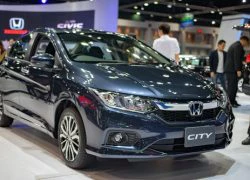 Giá chỉ 300 triệu đồng, Honda City 2017 "cháy hàng"