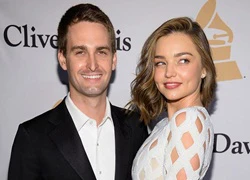 Hành trình yêu của Miranda Kerr và tỷ phú kém tám tuổi