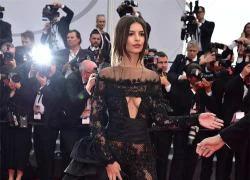 Lại một mỹ nữ khác phải xấu hổ vì váy xẻ cao tại Cannes