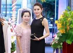 Mẹ Huyền My nói mời luật sư, hotgirl tố bị giật chồng 'tung hành động' khiến á hậu lao đao?