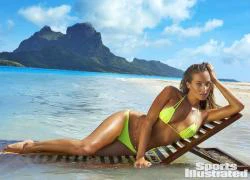 Phát sốt với đường cong rực lửa của &#8216;nữ thần&#8217; Hannah Davis