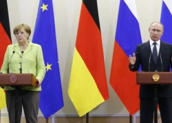 Putin - Merkel lên tiếng về can thiệp bầu cử