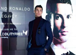 Ronaldo 4 năm liên tiếp kiếm tiền số một giới túc cầu