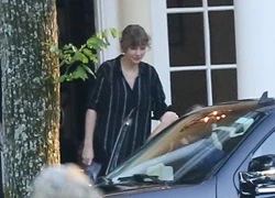 Taylor Swift lộ diện sau 4 tháng bặt tăm tích