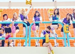 TWICE 'soán ngôi' SNSD trở thành 'nữ hoàng' triệu view trên Youtube