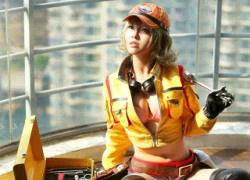 Cùng ngắm cosplay mỹ nữ Cindy Aurum cực gợi cảm trong Final Fantasy XV