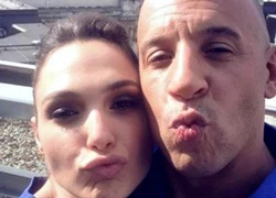 Dàn sao 'Fast and Furious' chúc mừng Gal Gadot và 'Wonder Woman'