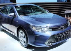 Doanh số Toyota Camry lao dốc ở Việt Nam