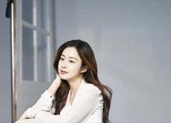 Kim Tae Hee bầu 4 tháng vẫn bận rộn ghi hình quảng cáo