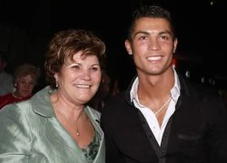 Mẹ C.Ronaldo đập tan tin đồn con dâu tương lai bầu bí