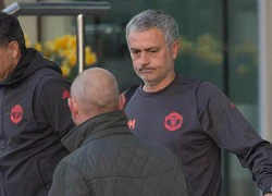 Mourinho tiếp tục sống ở khách sạn