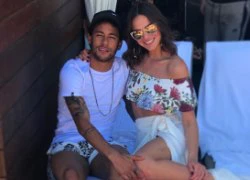 Neymar và người yêu cũ âu yếm khó tin dù vừa chia tay