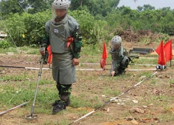 Phái đoàn Gìn giữ hòa bình LHQ đánh giá cao khả năng rà phá bom mìn của Công binh Việt Nam