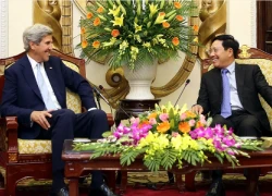 Phó thủ tướng Phạm Bình Minh tiếp cựu ngoại trưởng Mỹ John Kerry