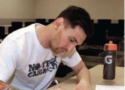 SỐC: Messi bất ngờ gửi tâm thư tới Ronaldo