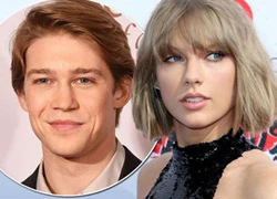 Taylor Swift được bố mẹ bạn trai mới nấu ăn chiêu đãi