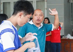 'Thí sinh còn đi thi, tôi còn nấu cơm miễn phí cho tụi nhỏ'