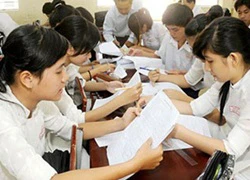 TP.HCM: Học sinh lớp 12 học liên tục 3 ca để ôn thi