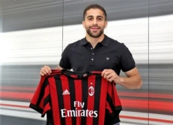 Trai đẹp Ricardo Rodriguez &#8216;ngơ ngác&#8217; trước kho tàng của AC Milan