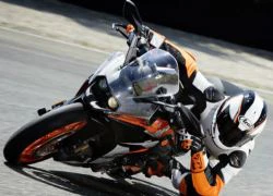 2017 KTM RC390 tiết lộ thông số, công suất 40 mã lực