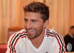 'Bom xịt' Borini tươi rói khi được AC Milan cứu giúp