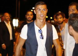 C. Ronaldo bị chê &#8216;thiếu giáo dục&#8217; vì nhờ người mang thai hộ