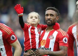 Cậu bé ung thư 6 tuổi, người bạn thân của Jermain Defoe đã qua đời