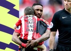 Chú bé mascot của Jermain Defoe đang nguy kịch