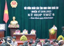 Dân "truy" trách nhiệm dự án trường đại học trăm tỷ "đắp chiếu"