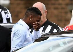 Jermain Defoe bật khóc trong ngày tiễn đưa người bạn nhỏ Bradley Lowery