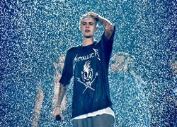 Justin Bieber đột ngột huỷ tour diễn: Nguyên nhân từ đâu?