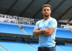 Kyle Walker ra mắt Man City, Pep Guardiola cười tươi rói