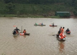 Lâm Đồng: Lật thuyền chở 8 học sinh, 2 em chết đuối