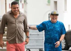 Maradona và Ronaldo kề vai sát cánh tại Thuỵ Sỹ