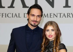 Nghi vấn vợ siêu mẫu của "trai đẹp" Mats Hummels đang mang bầu