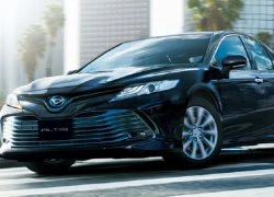 Ngỡ ngàng Altis 696 triệu đồng nhìn như Camry 2018