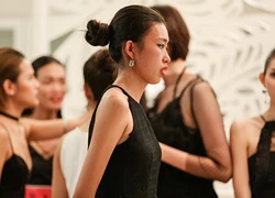 Phương Oanh bật khóc khi bị loại tại Vietnam's Next Top Model All Stars