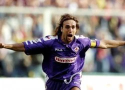 SỐC: Batistuta đi lại khó khăn