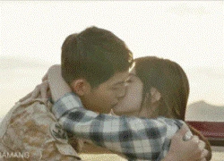 Song Joong Ki phải dè chừng dàn mỹ nam diễn bạo với Song Hye Kyo