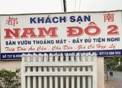 Thanh niên Trung Quốc trộm xe ô tô, húc tung cửa sắt tẩu thoát