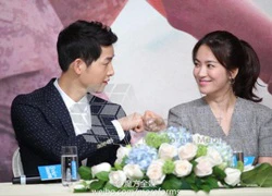 Tiết lộ lời cầu hôn 'ngọt như đường' của Song Joong Ki khiến Song Hye Kyo phải nói 'Đồng ý'