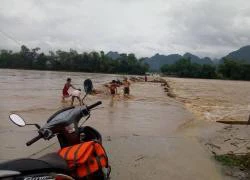 Tìm thấy thi thể "thầy cúng" và thân chủ bị lũ cuốn khi đi thăm mộ