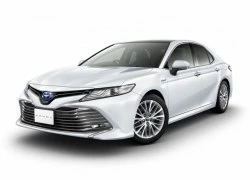 Toyota Camry 2018 giá từ 656 triệu đồng ở quê hương Nhật Bản