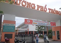 TT-Huế: Hàng chục phòng học trong trường bị ngân hàng niêm phong