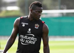 Tương lai đã chốt, Balotelli trở lại tập luyện cùng Nice