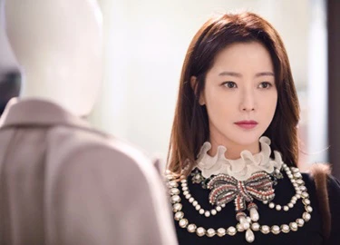 Kim Hee Sun tiết lộ sẽ 'xử cả đôi' nếu chồng đi bồ